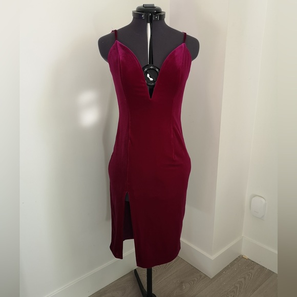 NBD - Velvet - Deep V, Slit Dress - Size 4 - Picture 1 of 3